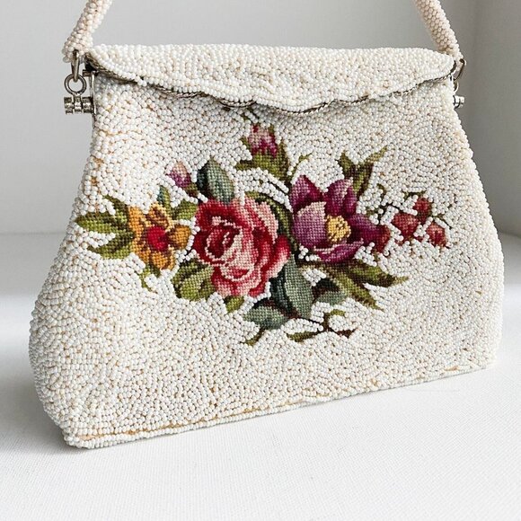 Vintage 1940s fully beaded floral Crosstich Wedding Special  Occasion Purse - Picture 3 of 12